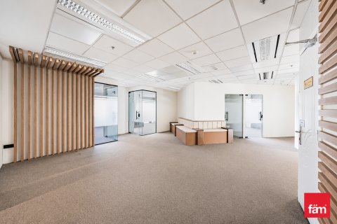 Bureau à Sheikh Zayed Road, Dubai, 210.9 m², № 109183