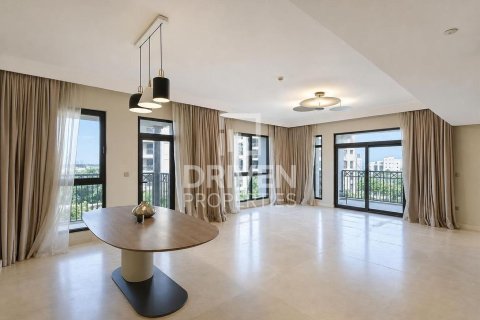 شقة في Umm Suqeim 3, ام سقيم, دبي 4 غرف نوم, 273.41 م² رقم 140372 - صورة 2