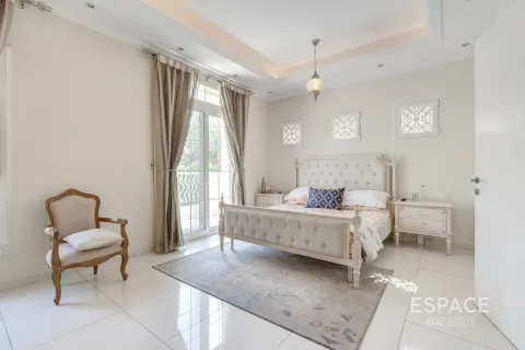 Villa en Springs 4, The Springs, Dubai, 3 dormitorios, 343 m², № 122714 - foto 8