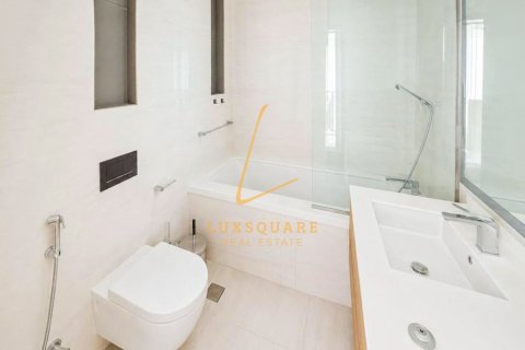 Снять в аренду квартиру в SLS Dubai Hotel & Residences, Бизнес-Бэй, Дубай: 2 спальни, 173м², № 124457 - фото 16