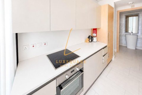 Снять в аренду квартиру в SLS Dubai Hotel & Residences, Бизнес-Бэй, Дубай: 2 спальни, 173м², № 124457 - фото 3