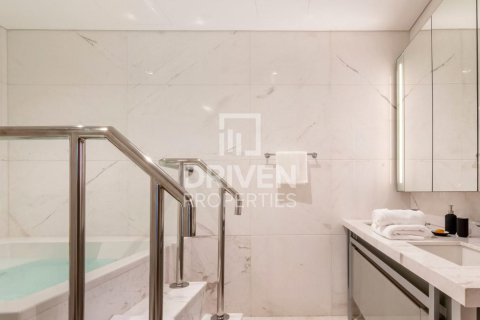 Appartement à Downtown Dubai (Downtown Burj Dubai), Dubai, 4 chambres, 586.31 m², № 140127 - photo 19