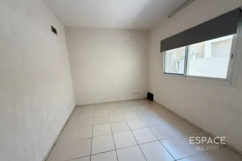 Villa en Springs 10, The Springs, Dubai, 3 dormitorios, 283 m², № 122726 - foto 5