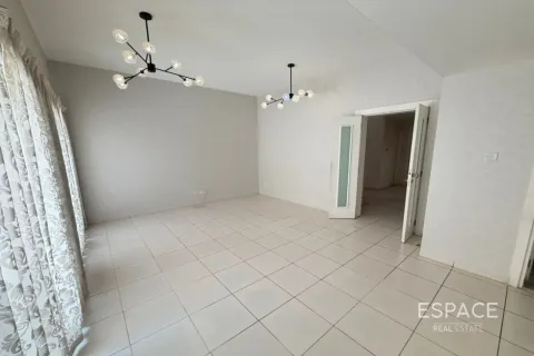 Villa en Springs 10, The Springs, Dubai, 3 dormitorios, 283 m², № 122726 - foto 7