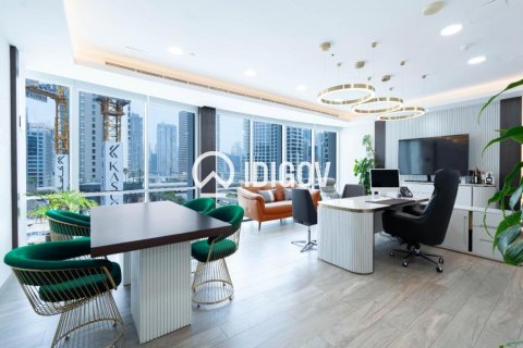 Bureau à Business Bay, Dubai, 179.77 m², № 121104