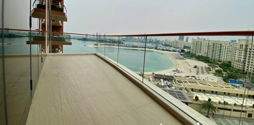 Квартира в Tiara Residences, Пальма Джумейра, Дубай, 1 спальня, 122м², № 37940