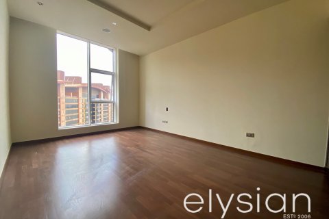 Снять в аренду квартиру в Tiara Residences, Пальма Джумейра, Дубай: 1 спальня, 122м², № 37940 - фото 5