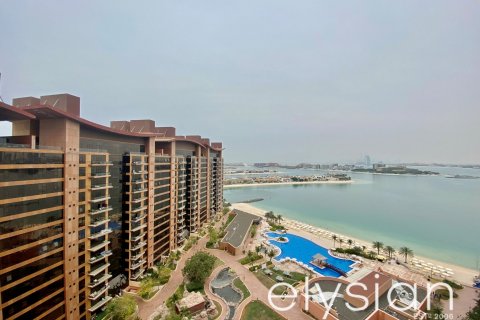 Снять в аренду квартиру в Tiara Residences, Пальма Джумейра, Дубай: 1 спальня, 122м², № 37940 - фото 10