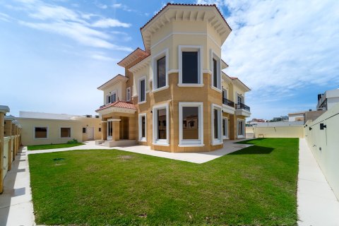 Villa à Dubai, 6 chambres, 790 m², № 103245