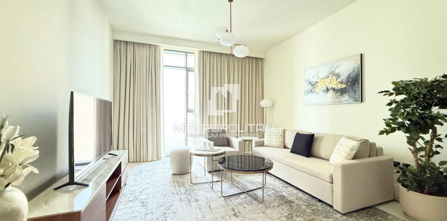 Appartement à EMAAR Beachfront, Dubai Harbour, Dubai, 1 chambre, 68 m², № 73247