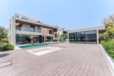 Снять в аренду виллу в Аль-Барари, Дубай: 6 спален, 1275м², № 73255 - фото 7