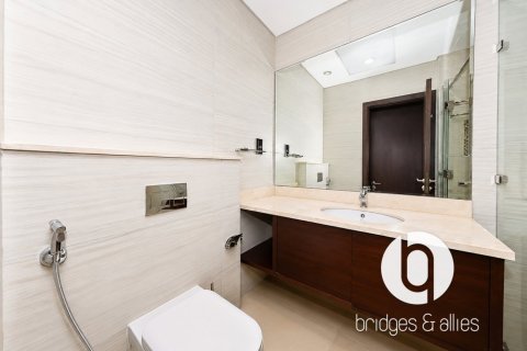 Apartment in Downtown Dubai (Downtown Burj Dubai), Dubai 2 bedrooms, 140 sq.m. № 124606 - photo 19