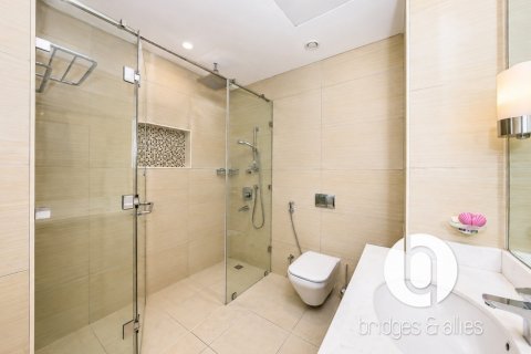 Apartment in Downtown Dubai (Downtown Burj Dubai), Dubai 2 bedrooms, 140 sq.m. № 124606 - photo 18