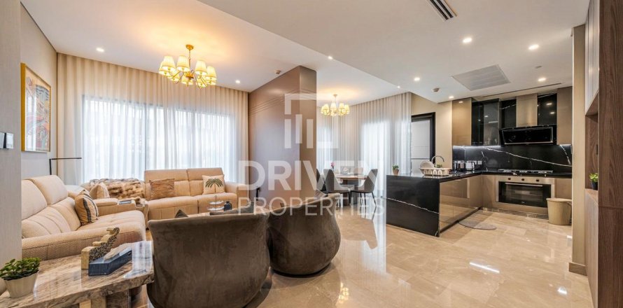 Dúplex en Business Bay, Dubai, 3 dormitorios, 167.88 m², № 140283