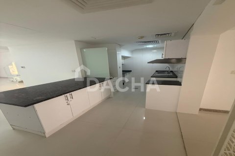 Купить виллу в District 15, Джумейра Вилладж Серкл, Дубай: 3 спальни, 129м², № 123171 - фото 6