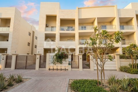 Villa à District 15, Jumeirah Village Circle, Dubai, 3 chambres, 129 m², № 123171