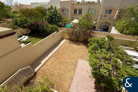 Villa in Springs 14, The Springs, Dubai 3 bedrooms, 228 sq.m. № 74488 - photo 5