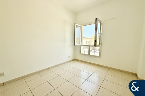 Villa in Springs 14, The Springs, Dubai 3 bedrooms, 228 sq.m. № 74488 - photo 11