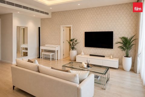 Apartment in Palm Jumeirah, Dubai 3 bedrooms, 210.5 sq.m. № 134853 - photo 17