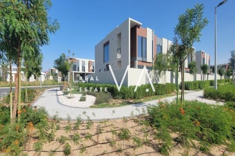 Maison de ville à Dubai, 4 chambres, 263.93 m², № 52881