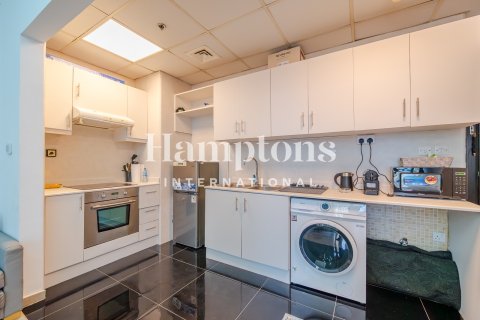 Apartment in The Address Dubai Marina, Dubai Marina, Dubai 1 bedroom, 61.03727100 sq.m. № 123332 - photo 4