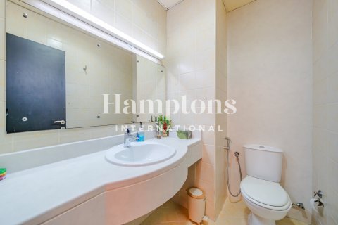 Apartment in The Address Dubai Marina, Dubai Marina, Dubai 1 bedroom, 61.03727100 sq.m. № 123332 - photo 19