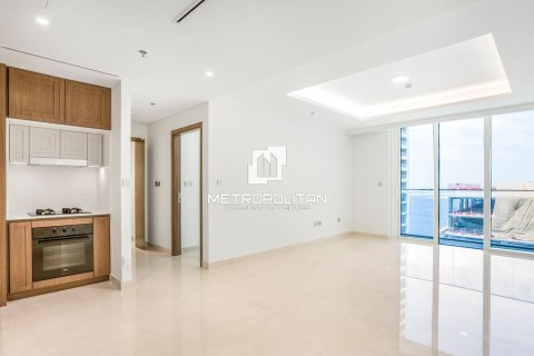 Apartamento en EMAAR Beachfront, Dubai Harbour, Dubai, 1 dormitorio, 67 m², № 72780 - foto 5