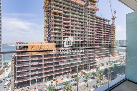 Apartamento en EMAAR Beachfront, Dubai Harbour, Dubai, 1 dormitorio, 67 m², № 72780 - foto 2