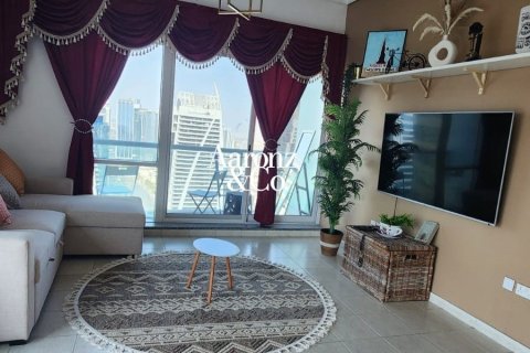Apartamento en Jumeirah Lake Towers, Dubai, 1 dormitorio, 70 m², № 113070 - foto 2