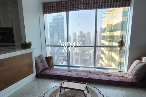 Apartamento en Jumeirah Lake Towers, Dubai, 1 dormitorio, 70 m², № 113070 - foto 3