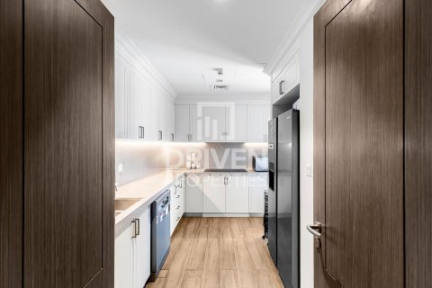 Villa à Jumeirah, Dubai, 4 chambres, 450.21 m², № 140016 - photo 8