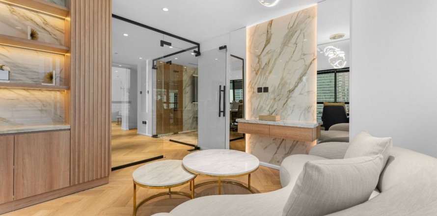 Office in Dubai 160.9 sq.m. № 123258
