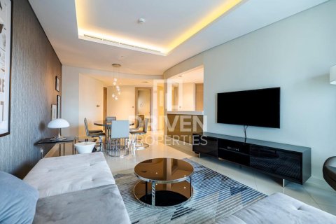 Снять в аренду квартиру в DAMAC Towers by Paramount, Бизнес-Бэй, Дубай: 3 спальни, 162.21м², № 138810 - фото 2