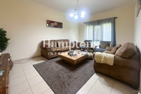 Villa in Meadows 1, Meadows, Dubai 5 bedrooms, 540.04513900 sq.m. № 110040 - photo 16