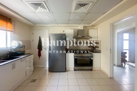 Villa in Meadows 1, Meadows, Dubai 5 bedrooms, 540.04513900 sq.m. № 110040 - photo 9
