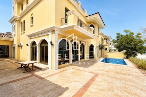 Villa à Palm Jumeirah, Dubai, studio, 665 m², № 121479
