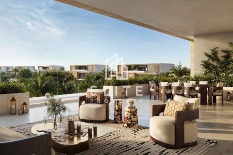 Villa in Dubai 7 bedrooms, 3594 sq.m. № 121478