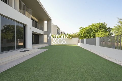 Villa en Dubai Hills Estate, Dubai, 5 dormitorios, 577 m², № 115731 - foto 22