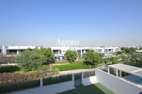 Villa en Dubai Hills Estate, Dubai, 5 dormitorios, 577 m², № 115731 - foto 21