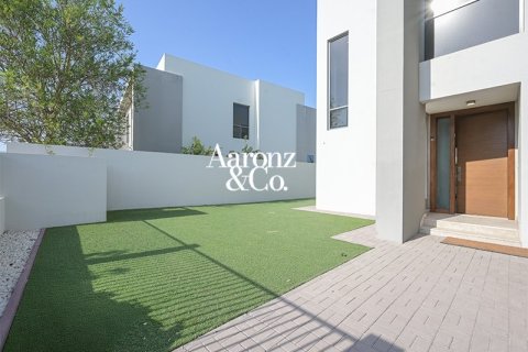 Villa en Dubai Hills Estate, Dubai, 5 dormitorios, 577 m², № 115731 - foto 23