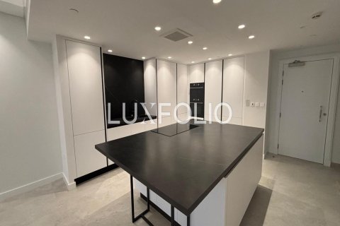 Снять в аренду квартиру в Marina Residences, Пальма Джумейра, Дубай: 3 спальни, 439м², № 46334 - фото 3