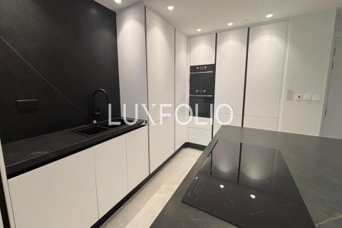 Снять в аренду квартиру в Marina Residences, Пальма Джумейра, Дубай: 3 спальни, 439м², № 46334 - фото 4