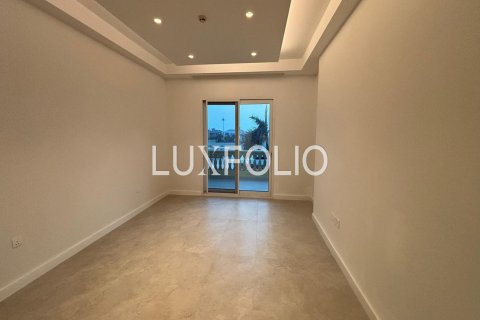 Снять в аренду квартиру в Marina Residences, Пальма Джумейра, Дубай: 3 спальни, 439м², № 46334 - фото 6
