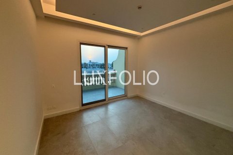 Снять в аренду квартиру в Marina Residences, Пальма Джумейра, Дубай: 3 спальни, 439м², № 46334 - фото 9
