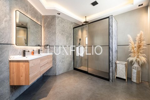 Снять в аренду виллу в Garden Homes, Пальма Джумейра, Дубай: 5 спален, 622м², № 46330 - фото 28