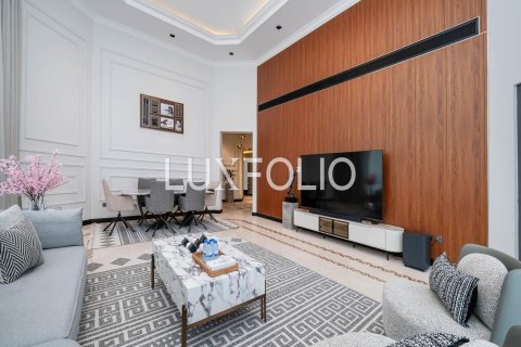 Снять в аренду виллу в Garden Homes, Пальма Джумейра, Дубай: 5 спален, 622м², № 46330 - фото 9
