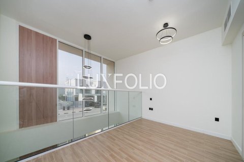 Снять в аренду таунхаус в Dubai Land, Дубай: 3 спальни, 142м², № 46333 - фото 5