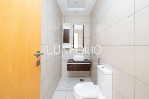 Снять в аренду квартиру в Дубай Марине, Дубай: 2 спальни, 172м², № 46331 - фото 23