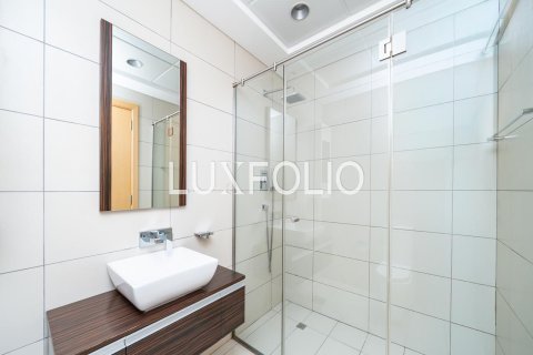 Снять в аренду квартиру в Дубай Марине, Дубай: 2 спальни, 172м², № 46332 - фото 16