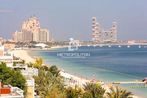 Apartment in Palm Jumeirah, Dubai 3 bedrooms, 185 sq.m. № 73211 - photo 18
